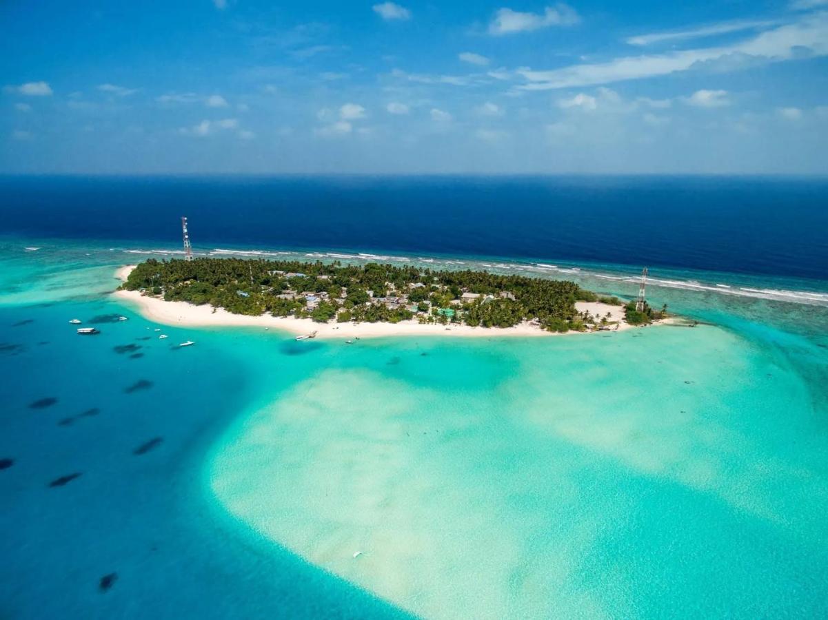 The Pearl Seaview Hotel Fulidhoo Exterior photo